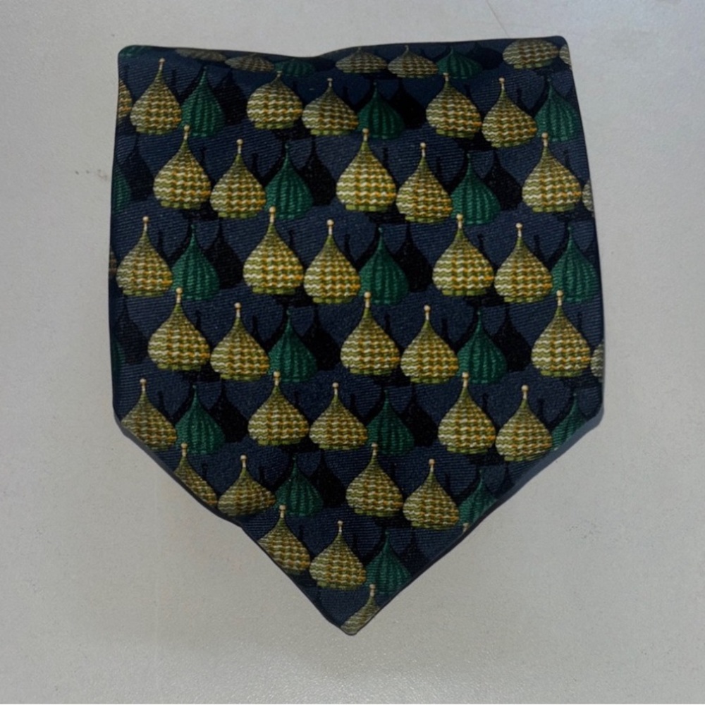 Chopard Tie with Green and Gold Pattern - Picture 2 of 9